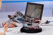 WARSZTATY ROBOTICS - konstruowania  i programowania robotów